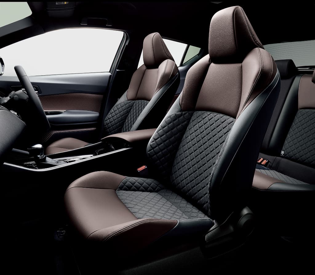 トヨタC-HRのサイズは？全長/全幅/全高や室内寸法など｜KINTO